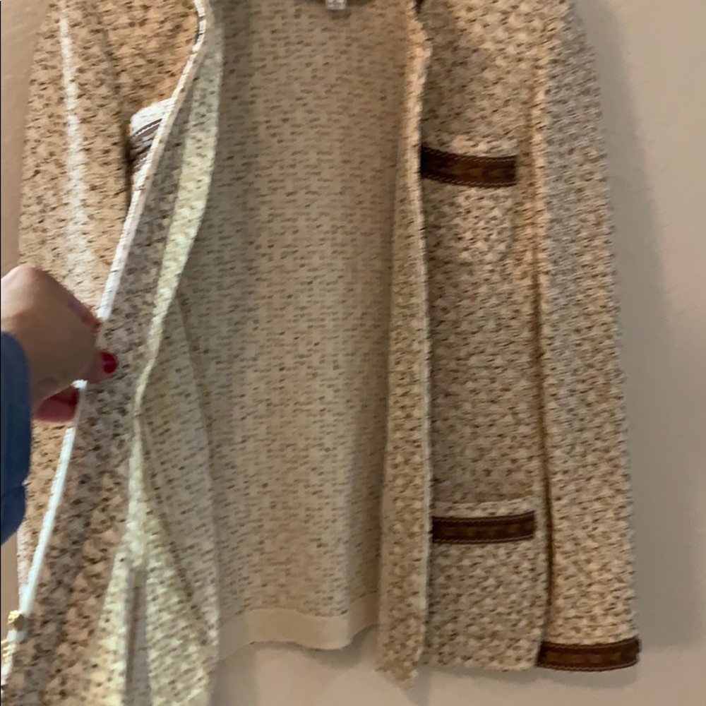 St. John Collection Cream Tweed Knit Jacket with Brown Trim - Picture 6 of 8